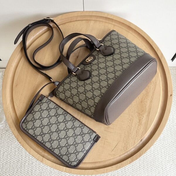 Iconic GG Handbag 811716