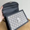 Iconic GG Handbag 651055.1