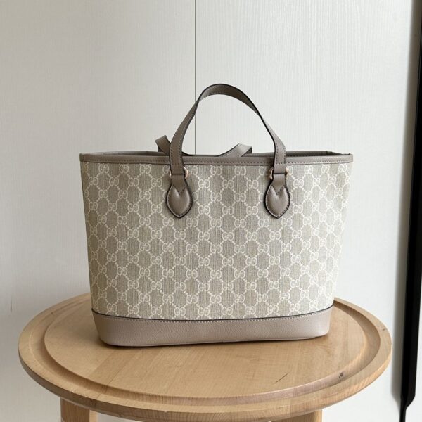 Iconic GG Handbag 765043