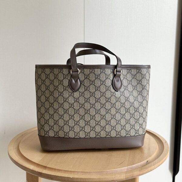 Iconic GG Handbag 765043