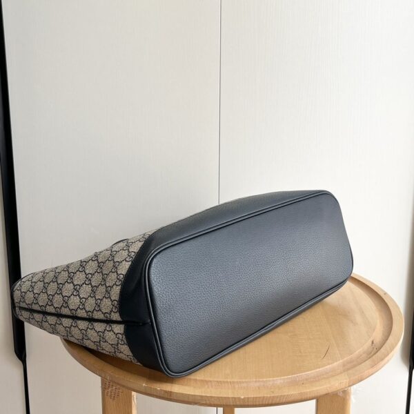 Iconic GG Handbag 739730