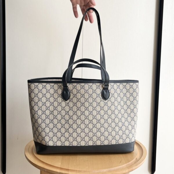 Iconic GG Handbag 739730