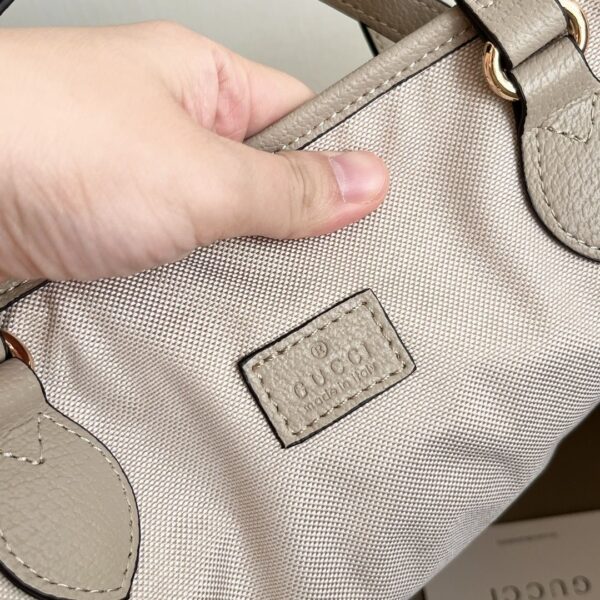 Iconic GG Handbag 739730