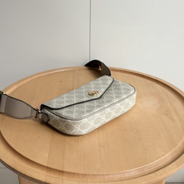 Iconic GG Handbag 764961