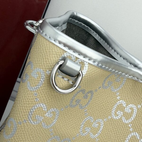 Iconic GG Handbag 815118