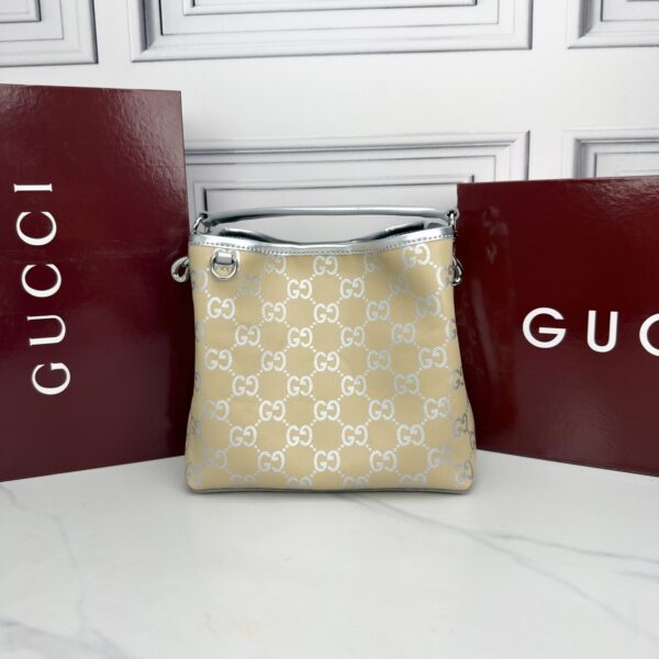 Iconic GG Handbag 815118