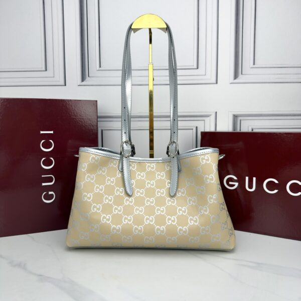 Iconic GG Handbag 655668