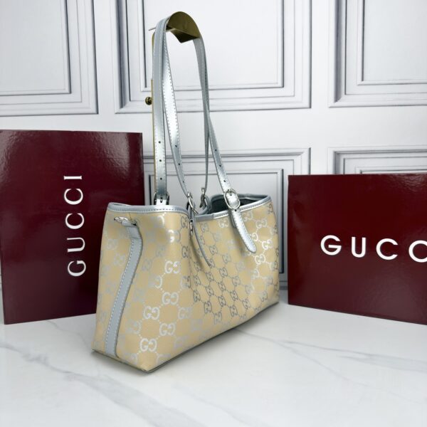 Iconic GG Handbag 655668