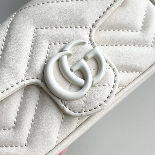 Iconic GG Handbag 476433-091