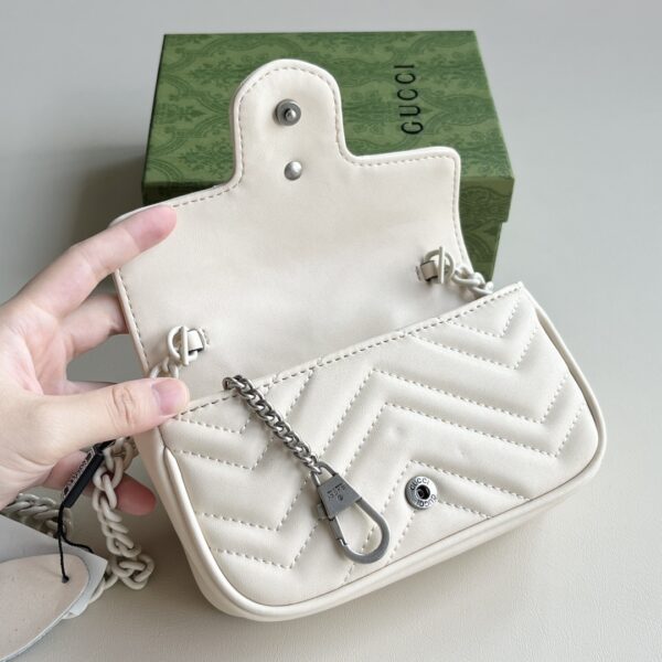 Iconic GG Handbag 476433-091
