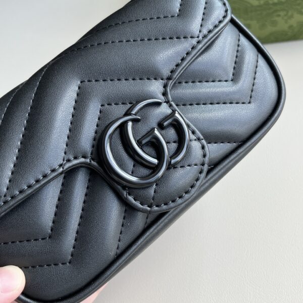 Iconic GG Handbag 476433-091