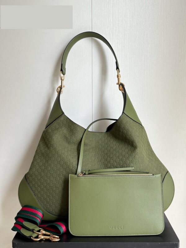 Iconic GG Handbag 815924-820169-815924