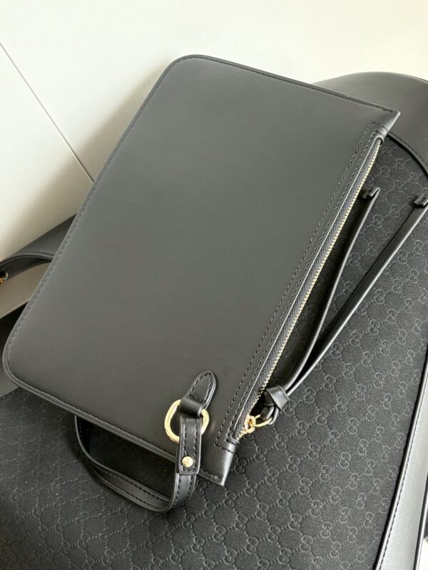 Iconic GG Handbag 815924-820169-815924