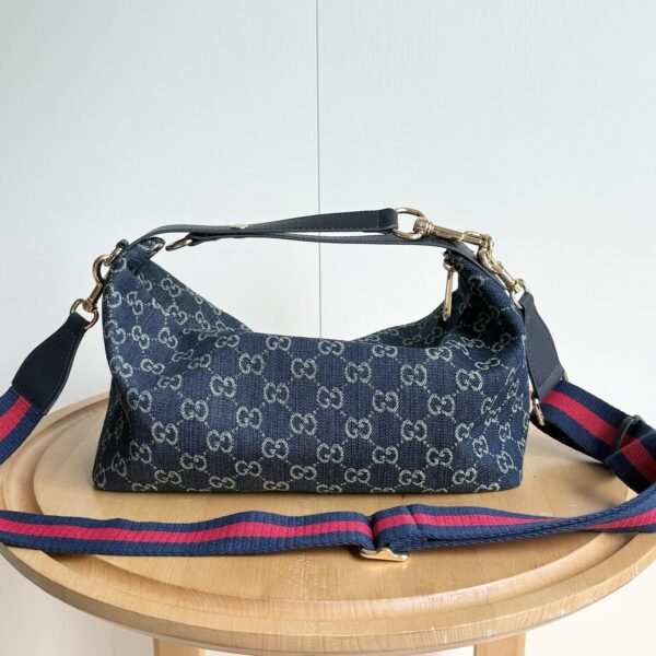 Iconic GG Handbag 853972