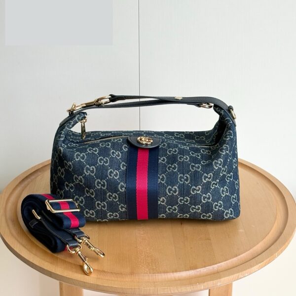 Iconic GG Handbag 853972
