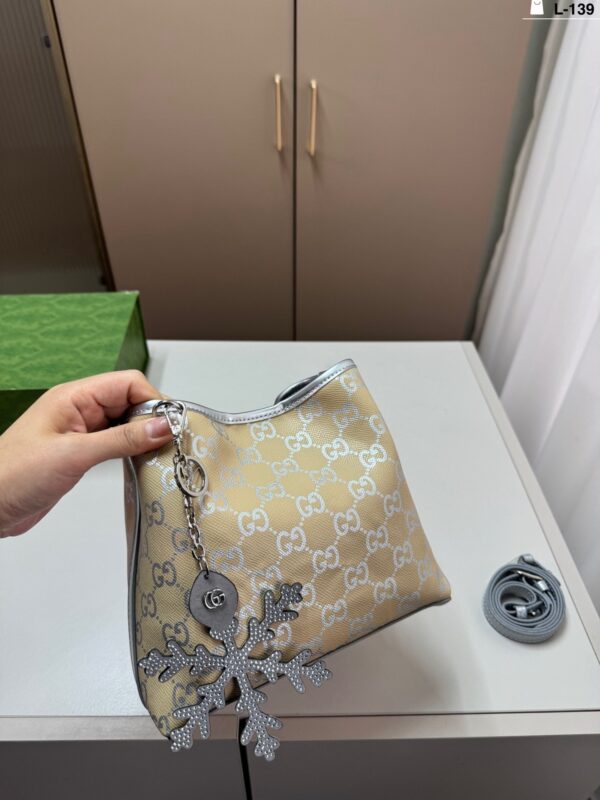 Modern Style Trendy GG Handbag GG251274