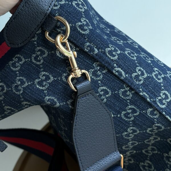 Iconic GG Handbag 853971.2
