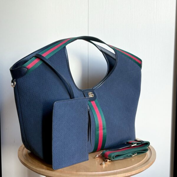 Iconic GG Handbag 853971