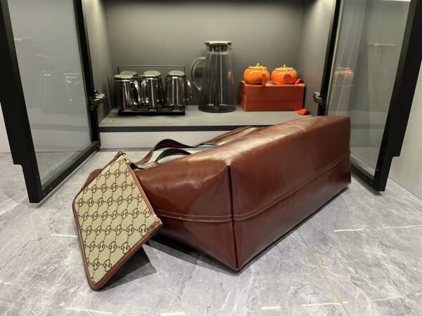 Iconic GG Handbag 853971.1