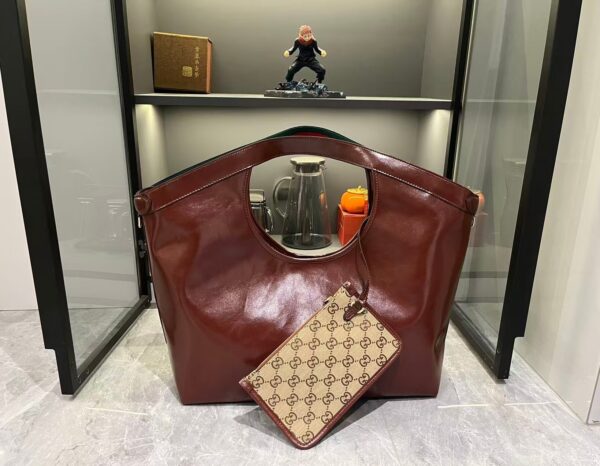 Iconic GG Handbag 853971.1