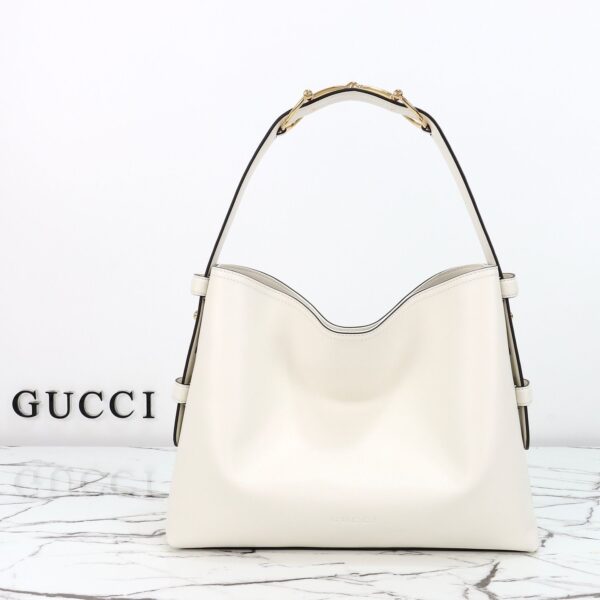Modern Style Trendy GG Handbag 850926.1