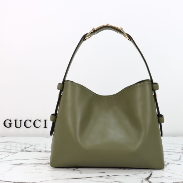 Modern Style Trendy GG Handbag 850926.1