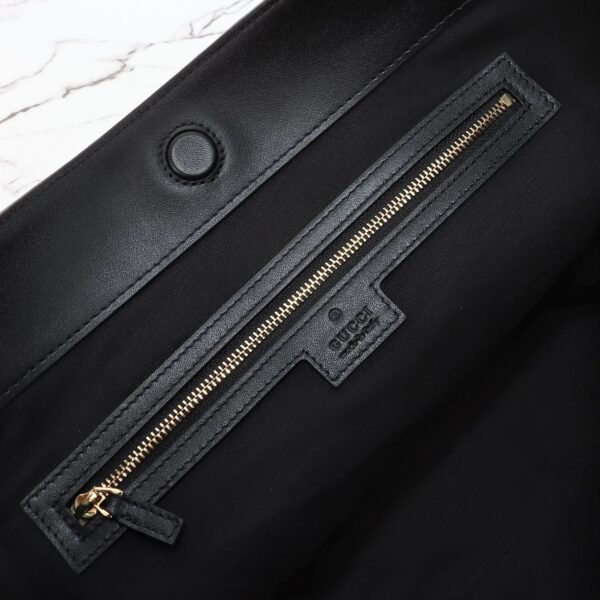 Modern Style Trendy GG Handbag 850926.1