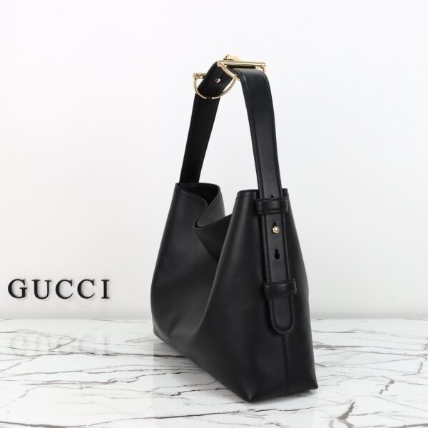 Modern Style Trendy GG Handbag 850926.1