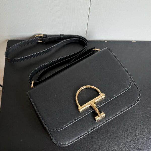 Iconic GG Handbag 846705
