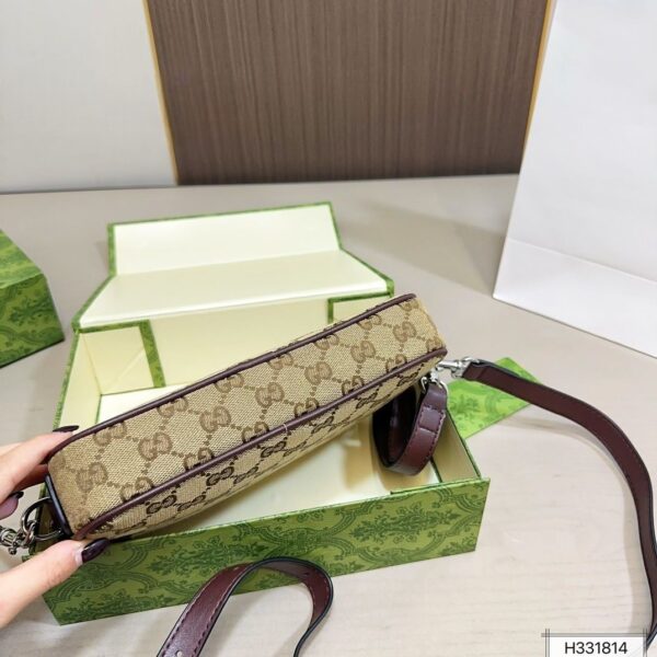Modern Style Trendy Bag G4105
