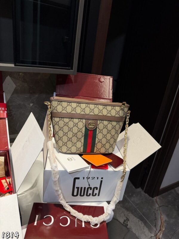 Modern Style Trendy Bag G4125