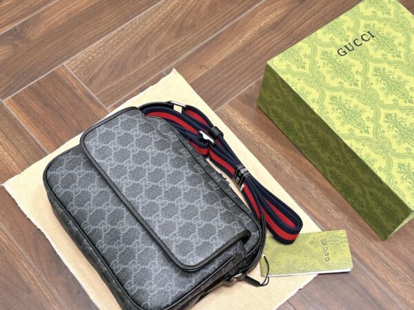 Modern Style Trendy Bag G4122
