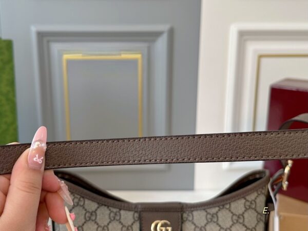 Modern Style Trendy Bag G4091
