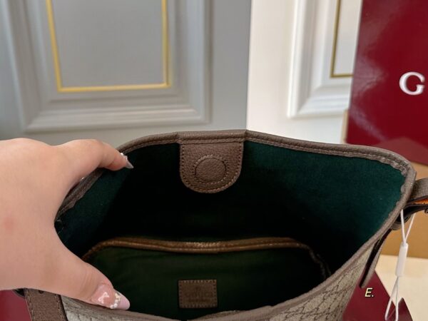 Modern Style Trendy Bag G4091