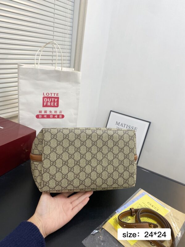 Modern Style Trendy Bag G4116