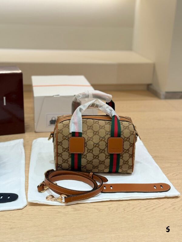 Modern Style Trendy GG Handbag GG09231