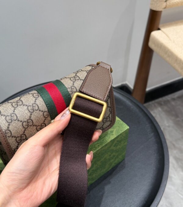 Modern Style Trendy Bag G4110