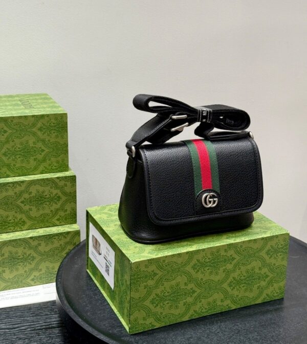 Modern Style Trendy Bag G4110