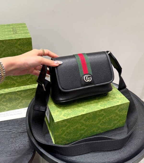 Modern Style Trendy Bag G4110