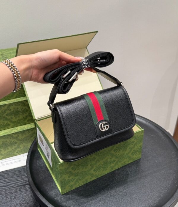 Modern Style Trendy Bag G4110