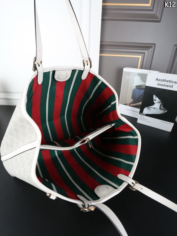 Modern Style Trendy Bag G4107