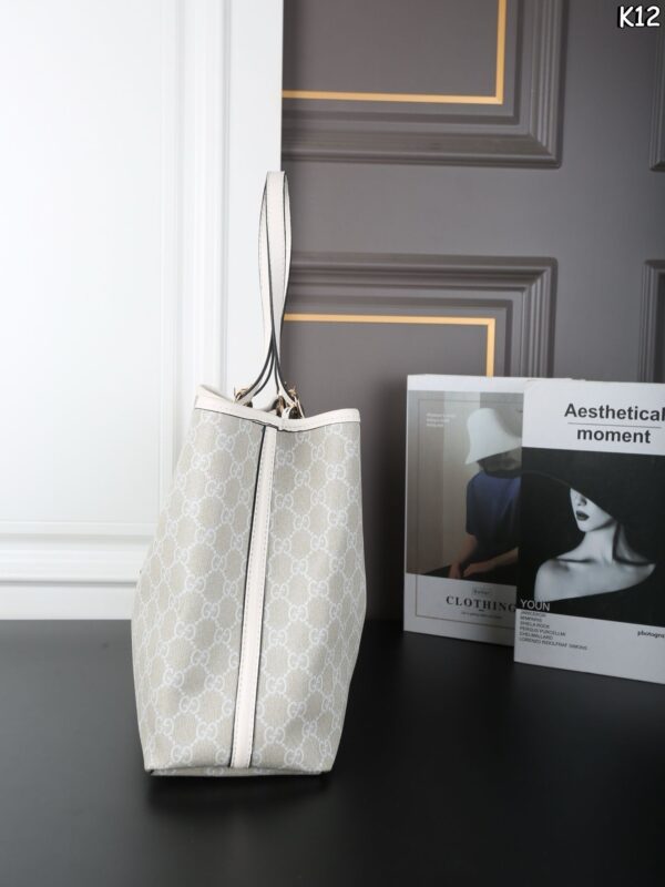 Modern Style Trendy Bag G4107