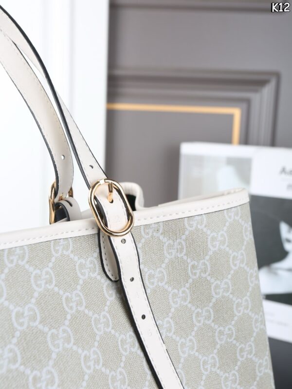 Modern Style Trendy Bag G4107