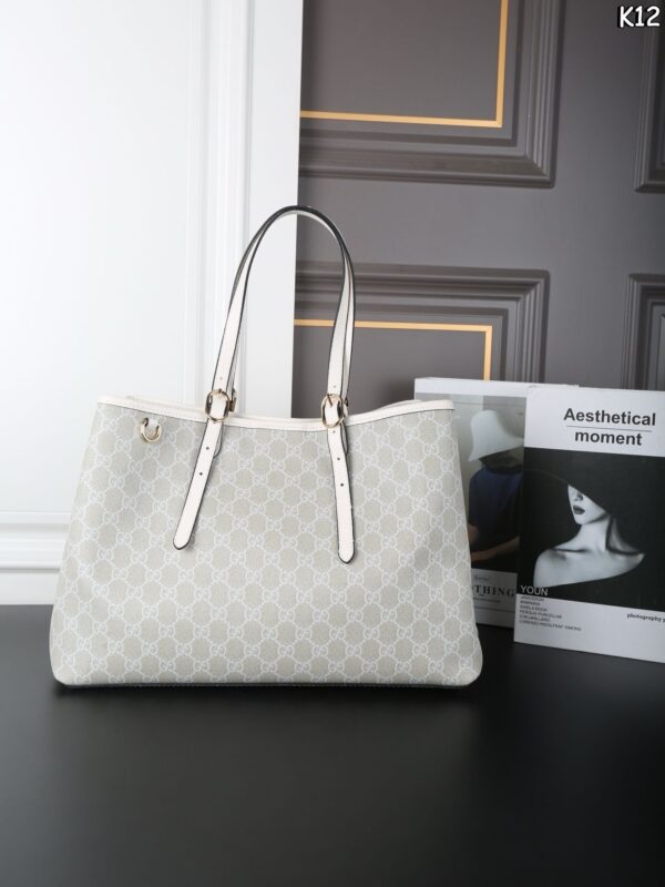 Modern Style Trendy Bag G4107