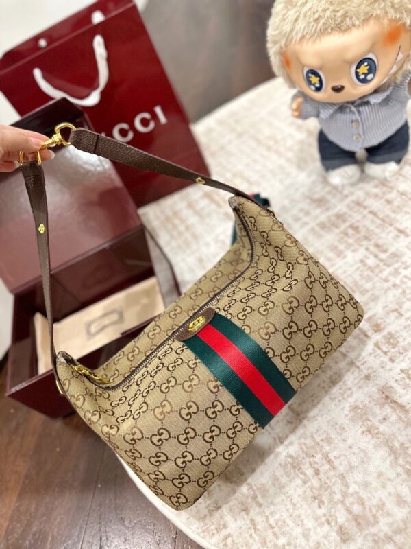 Modern Style Trendy Bag G4104