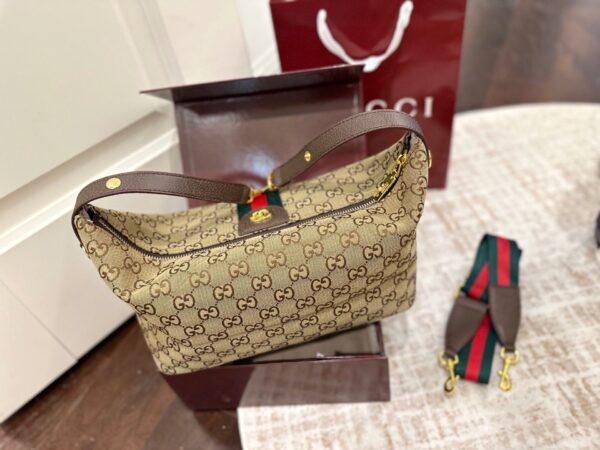 Modern Style Trendy Bag G4104