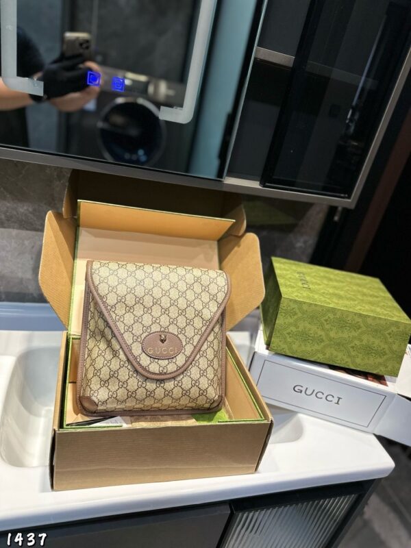 Modern Style Trendy Bag G4101