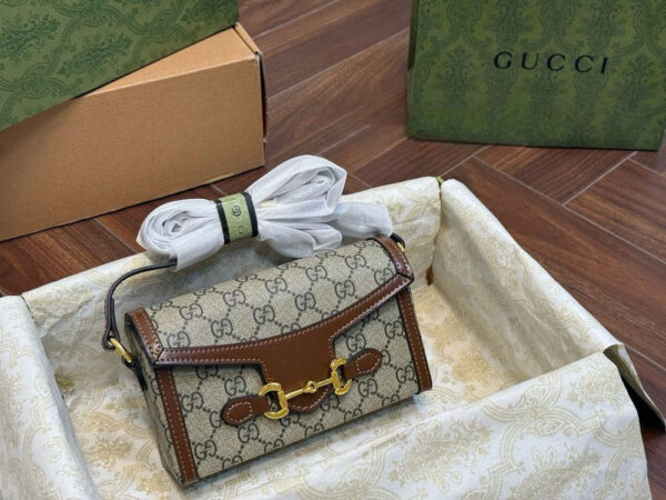 Modern Style Trendy Bag G4082