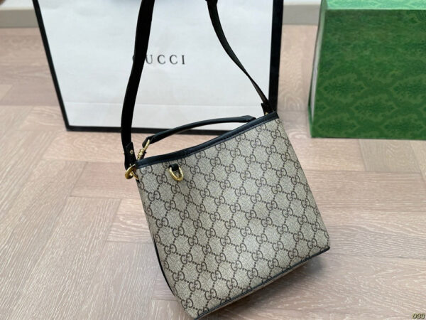 Modern Style Trendy Bag G4044