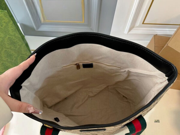 Modern Style Trendy Bag G4043